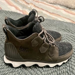 Sorel Kinetic Caribou Sneaker Boot